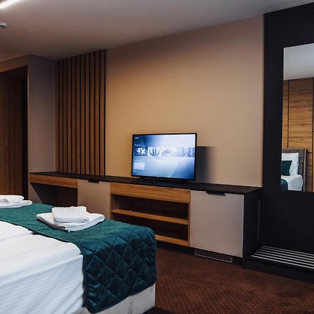 Lukavica Hotel Brcko Gas Sarajevo מראה חיצוני תמונה