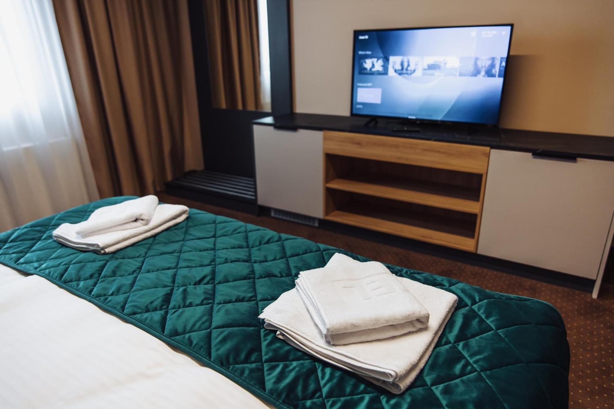 Lukavica Hotel Brcko Gas Sarajevo חדר תמונה