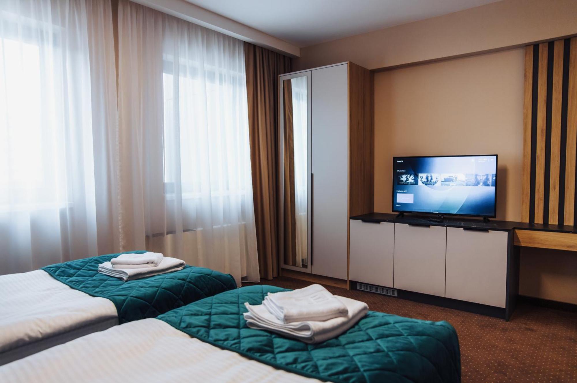 Lukavica Hotel Brcko Gas Sarajevo מראה חיצוני תמונה