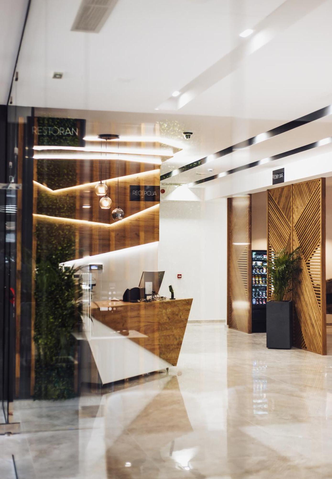 Lukavica Hotel Brcko Gas Sarajevo מראה חיצוני תמונה